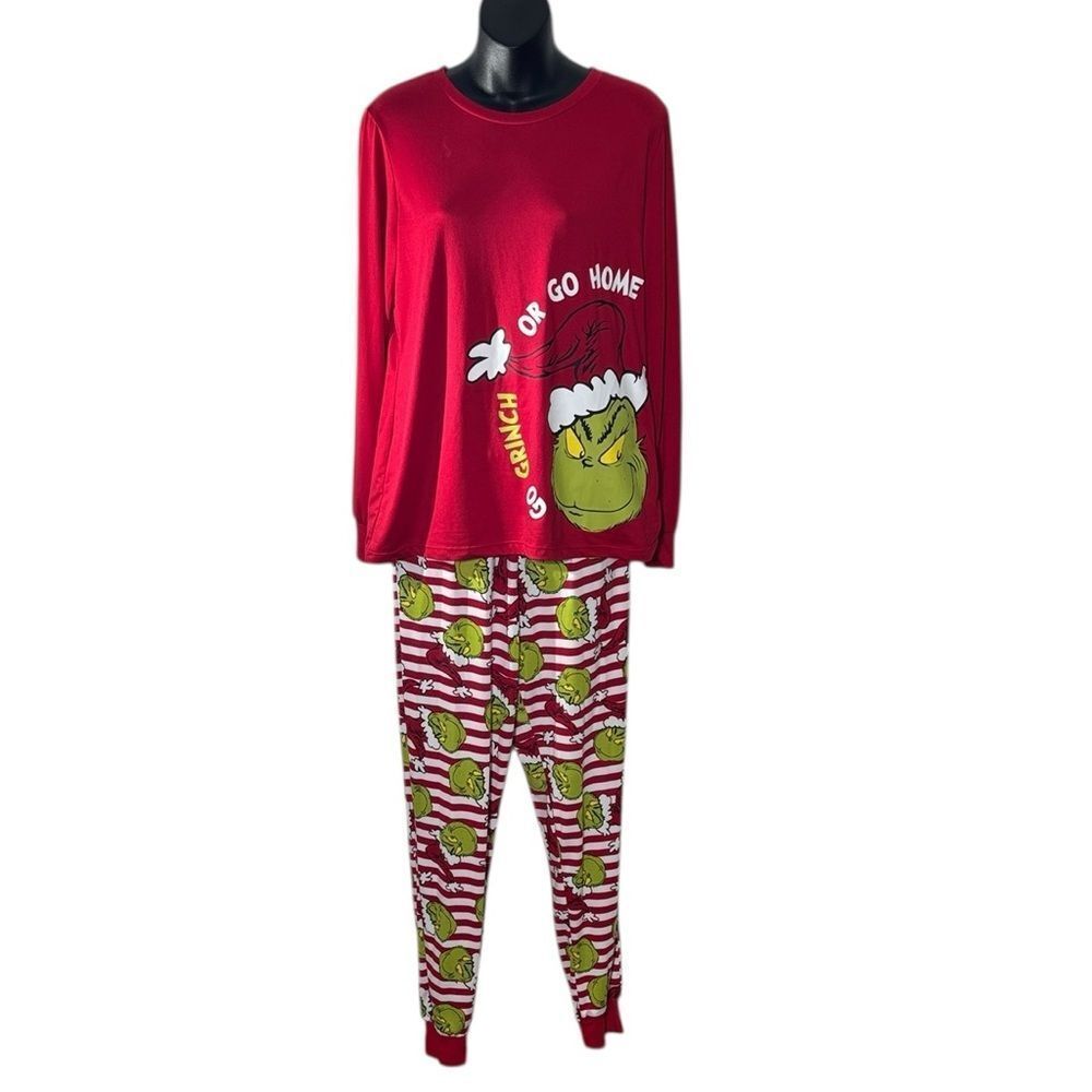 The grinch Dr Seuss women’s small 4-6 pajama set Christmas holiday